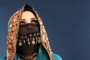 linda mulher árabe foto