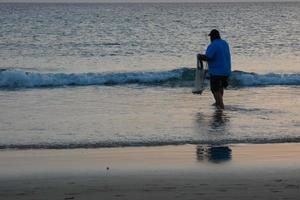 pesca de praia, pesca tradicional como hobby foto