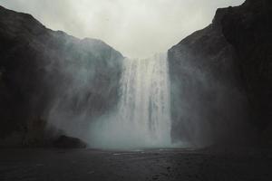 paisagem de cachoeira skogafoss photo foto