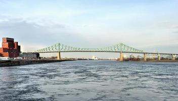 ponte jacques cartier foto