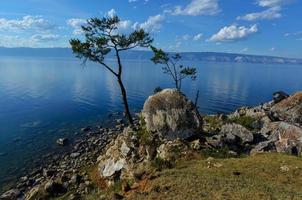 vista do lago baikal da ilha olkhon foto