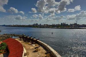 castelo de morro ou castillo de los tres reyes del morro em havana, cuba. foto