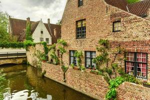 canais de bruges, bélgica, veneza do norte. foto