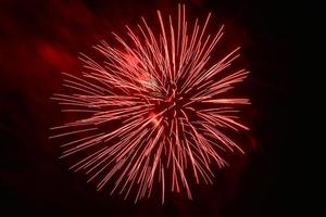 fogos de artifício de verão em coney island - brooklyn, nova york foto