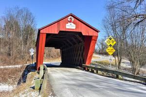 ponte coberta cooley em pittsford, vermont foto