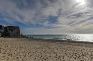 point dume state beach and preserve em malibu, califórnia foto