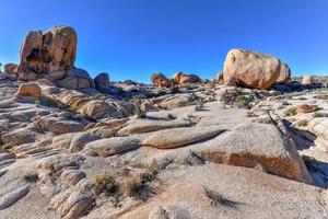 paisagem rochosa no parque nacional joshua tree, na califórnia. foto