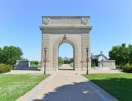 Royal Military College Memorial Arch, Kingston, Ontário foto