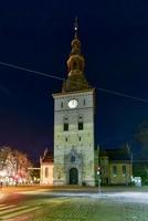 a catedral de oslo, anteriormente a igreja do nosso salvador, é a igreja principal do bispado de oslo da igreja da noruega. o edifício atual data de 1694-1697. foto