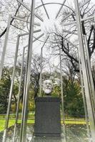 monumento ao dr. karl renner - viena, áustria, 2022 foto