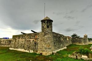 o antigo castelo colonial de san salvador de la punta, velha havana, cuba foto