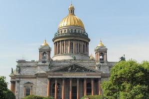 a cênica catedral de saint isaac, um marco icônico em st. petersburgo, rússia foto