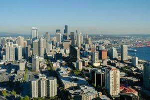 vista aérea do horizonte da cidade de seattle, washington foto