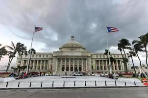 san juan, porto rico - 25 de dezembro de 2015 - capitólio de porto rico em san juan, porto rico. foto