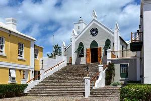 suas majestades chappell, st. igreja de são pedro, em st. george's, nas bermudas, é a mais antiga igreja anglicana sobrevivente em uso contínuo fora das ilhas britânicas. é um patrimônio mundial da unesco. foto