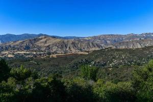 ponto de vista sobre o vale de santa ynez em santa barbara, califórnia, eua foto