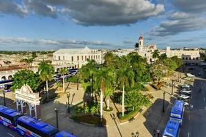 vista panorâmica da cidade de cienfuegos, cuba. foto