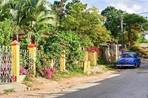 la boca, cuba - 12 de janeiro de 2017 - carro clássico em la boca na região sanctus spiritus de cuba. foto