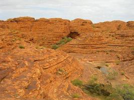 vista panorâmica de kings canyon, austrália central, território do norte, austrália foto