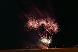 fogos de artifício de verão em coney island - brooklyn, nova york foto