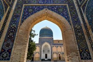 mausoléu de gur-emir de tamerlão e sua família em samarcanda, uzbequistão. o complexo de edifícios data do século XV. foto