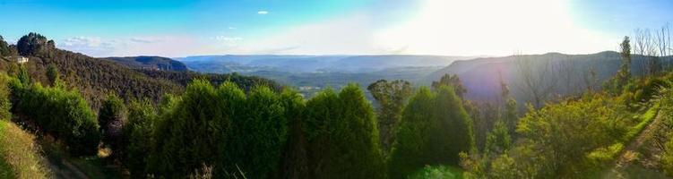 Parque Nacional Blue Mountains na Austrália. O parque nacional Blue Mountains é uma vasta região a oeste de Sydney, na Austrália, e faz parte da grande cordilheira divisória. foto