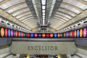 cidade de nova york - 11 de fevereiro de 2017 - estação de metrô 72nd street na segunda avenida na cidade de nova york, nova york. foto