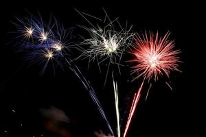 fogos de artifício de verão em coney island - brooklyn, nova york foto