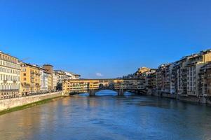 ponte vecchio - florença, itália foto