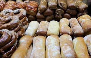 pão e produtos de panificação vendidos em israel. foto