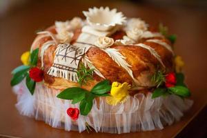 bolo de casamento ucraniano tradicional para uma festa de casamento foto