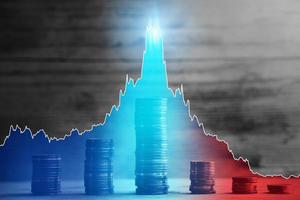 pilhas de moedas de euro de pequeno valor e gráfico sparkline foto