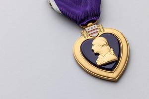 medalha de mérito militar do coração roxo foto