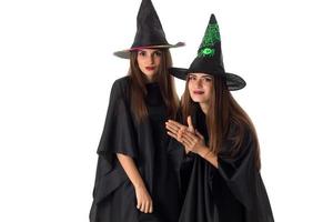 meninas adoráveis no estilo halloween foto