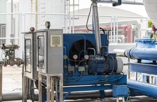 painel de resfriamento ou máquina de dissipador de calor em planta industrial foto