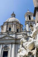 fontana dei quattro fiumi na piazza navona, roma foto