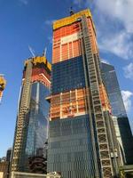 vista do desenvolvimento do edifício hudson yards em nova york, 2018 foto