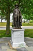 plymouth, ma - 3 de julho de 2020 - monumento a william bradford, governador e historiador da colônia de plymouth. foto