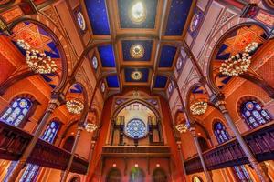 cidade de nova york - 11 de outubro de 2017 - sinagoga central em midtown manhattan, cidade de nova york. foi construído em 1870-72 e foi projetado por henry fernbach no estilo revival mourisco. foto
