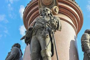 monumento de caterina ii a grande e aos fundadores de odessa em odessa, ucrânia. foi construído em 1900. em 1920 foi desmontado pelos comunistas e restaurado novamente em 2007. foto