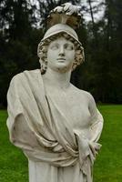 estátua greco-romana do palácio arkhangelskoye foto