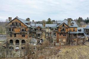 vista externa da escola bennett abandonada para meninas em nova york foto