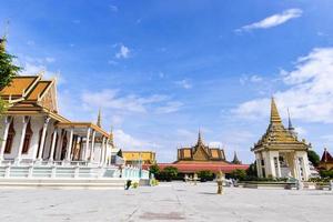 pavilhão chanchhaya do palácio real em phnom penh, camboja. foto