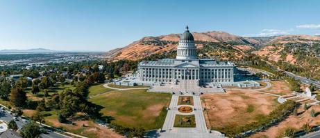 vista panorâmica aérea do edifício do Capitólio de Salt Lake City foto