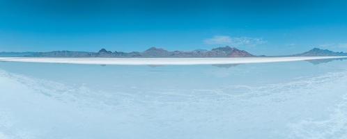 vista aérea do parque estadual especial de bonneville em utah foto