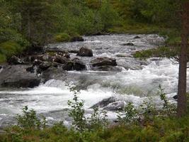 belos fiordes da noruega foto