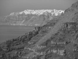 a ilha de santorini na grécia foto