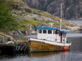 nos fiordes noruegueses foto