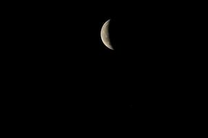 eclipse parcial da lua foto