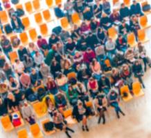 vista superior do fundo desfocado da sala de reuniões, conferência de reunião de negócios foto